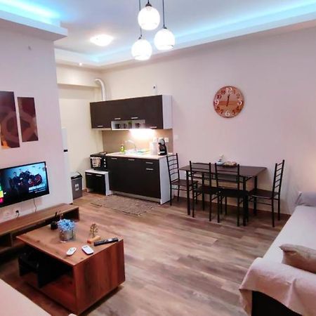 Theo Apartments 3 Artemida  Bagian luar foto